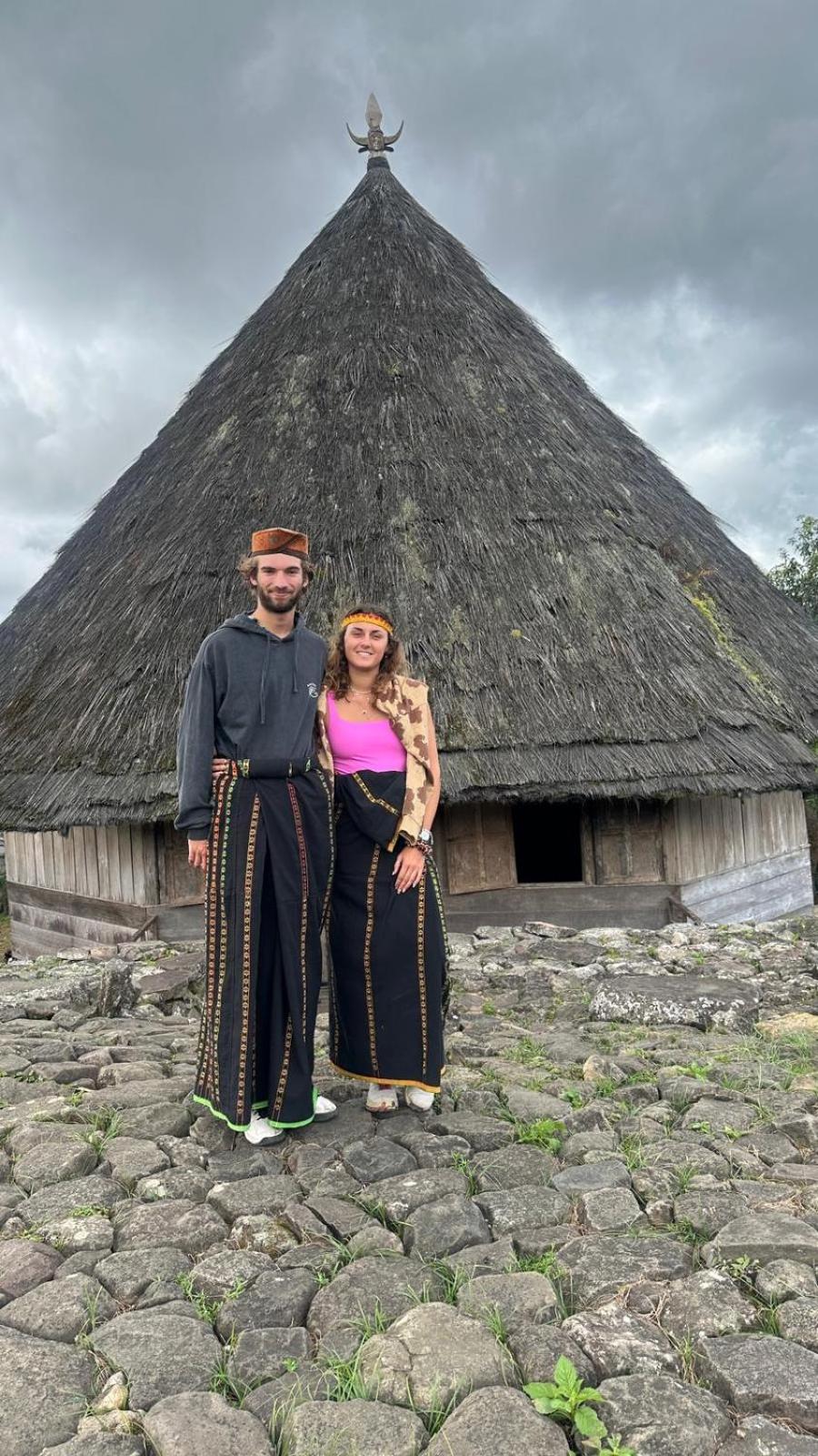 Petra Homestay Bangka Leda Рутенг Екстериор снимка